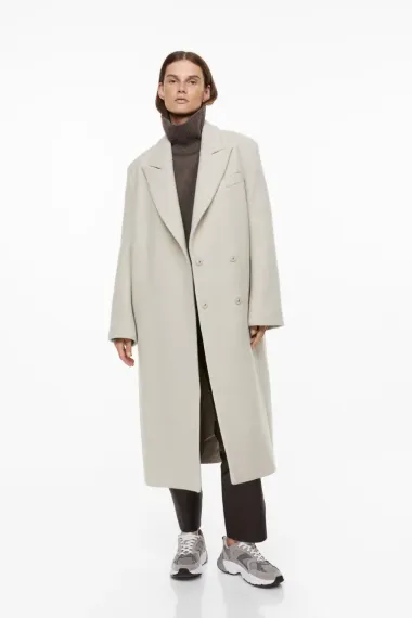 Neodoljivi komadi iz H&M premium kolekcije koje želimo za zimu