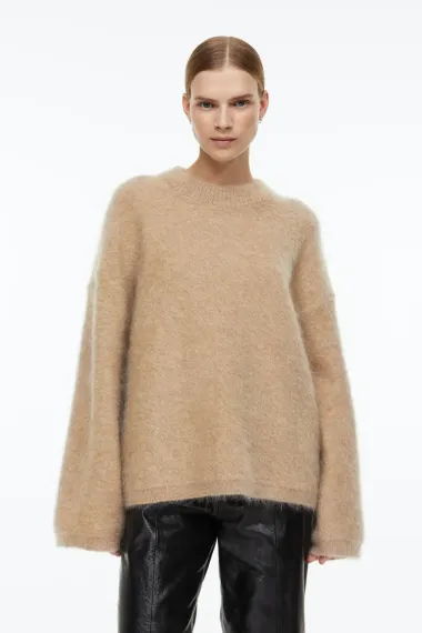 Neodoljivi komadi iz H&M premium kolekcije koje želimo za zimu