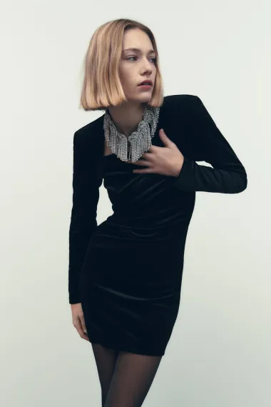 7 outfit ideja za blagdanske partyje koje možeš kopirati od slavnih dama