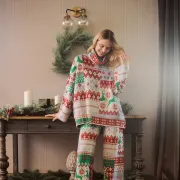 Najljepše božićne trenirke i kompleti za cozy blagdane kod kuće