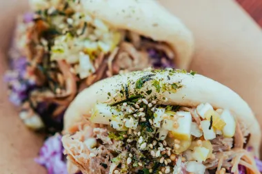 Adventura Šibenik pretvara u streetfood meku: Probajte bao bun s buncekom, tradicionalni pispalj punjen jotom i gulaš od divljači!