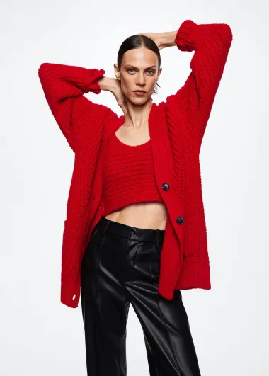 Crveno pletivo: 12 high street komada koji podižu svaki look