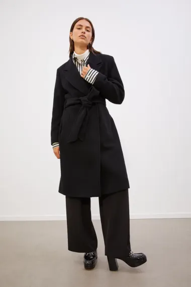 Mali stilski trikovi uz koje će svaki tvoj outfit djelovati skupocjeno i elegantno