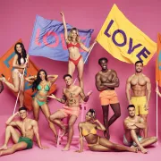 Love Island se vratio! Na PLAY Premiumu gledaj najnoviju sezonu megapopularnog reality showa!