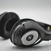 Kako spojiti bluetooth slušalice na mobitel?