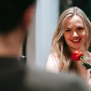 Tko je romantičniji - žene ili muškarci? Odgovor bi te mogao iznenaditi