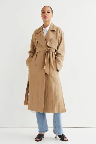 Još traje sniženje u H&M-u pa smo izdvojile upečatljive komade do 30 eura