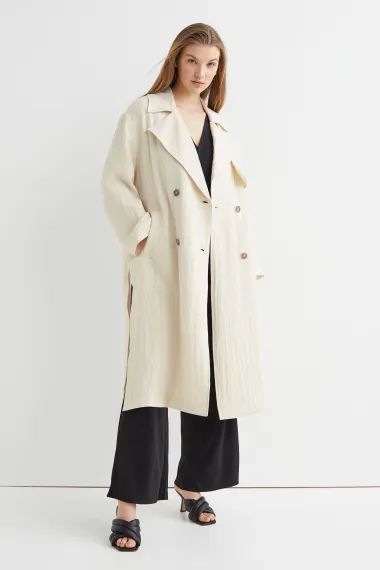 Još traje sniženje u H&M-u pa smo izdvojile upečatljive komade do 30 eura