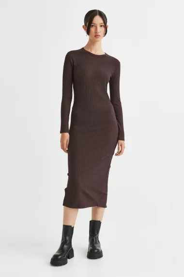 Još traje sniženje u H&M-u pa smo izdvojile upečatljive komade do 30 eura