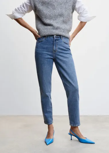Kako nositi traperice visokog struka? Imamo outfit ideje za svaku prigodu