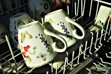 Plastika u perilici posuđa - da ili ne?