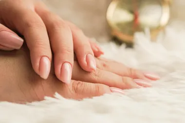 Sjaj na noktima: 'Lipgloss' manikura najpoželjniji je trend u ovoj godini