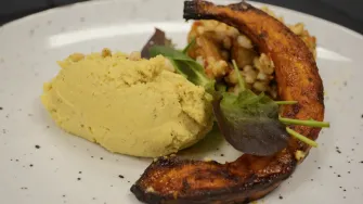 Posebna veganska večera u restoranu Matrix oduševila je goste i obilježila mjesec veganske prehrane!