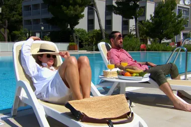 Bojan smeta Saši čak i kada samo diše: 'Jesam ti rekla da šutiš?'