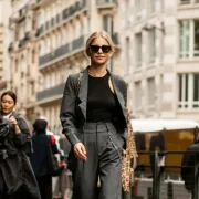 Zaboravi na oversized: Kratki sakoi su modni hit za proljeće