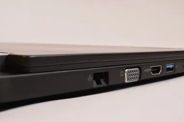 Kako spojiti dva laptopa preko kabla?