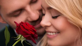 Kako provesti Valentinovo? Donosimo top prijedloge za (ne)romantičare
