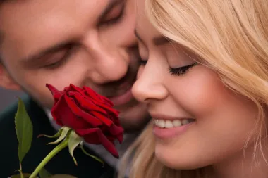 Kako provesti Valentinovo? Donosimo top prijedloge za (ne)romantičare