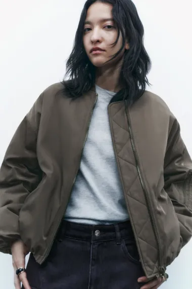 Bomber jakne ovog će proljeća biti pravi hit, a najbolje modele ima Zara