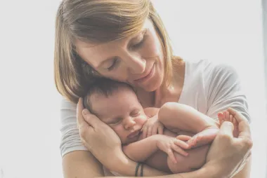 Prvi posjet bebi: 10 pravila kojih bi se svi gosti trebali pridržavati
