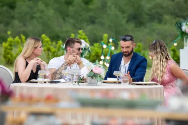 Vjenčali se Miljana i Marko, a ona već podbola jedan par: 'Ona djeluje vrlo posesivno, a on kao da to radi na silu'
