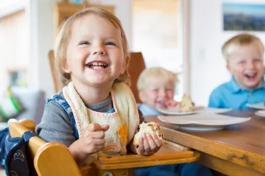 Restoran zabranio ulaz maloj djeci, roditelji se pobunili: Tko je u pravu?