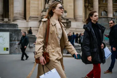 Baloner je neizostavni klasik za proljeće, a Pull and Bear ima prekrasne modele