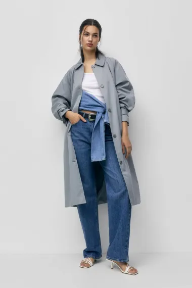 Baloner je neizostavni klasik za proljeće, a Pull and Bear ima prekrasne modele