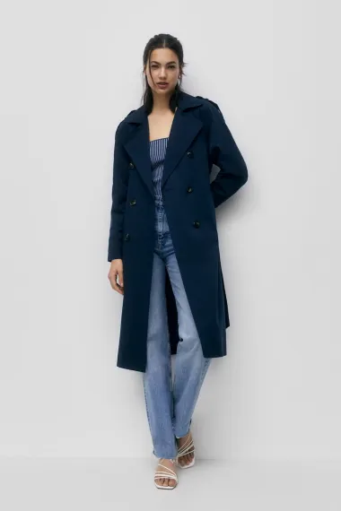 Baloner je neizostavni klasik za proljeće, a Pull and Bear ima prekrasne modele