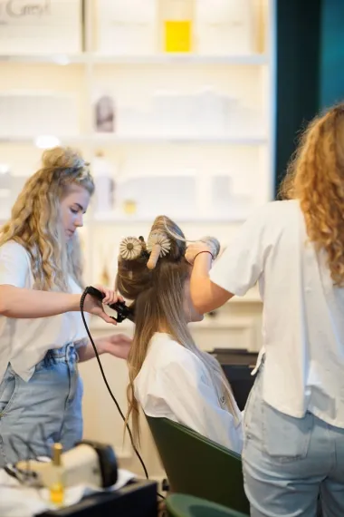 Zdrava kosa kao najljepši vjesnik proljeća - Kalmar Hair & Skin Boutique