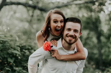Bliže se zaruke? Znakovi koji pokazuju da te partner želi zaprositi