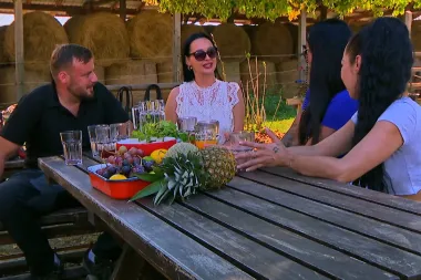 Kod Hrvoja je stigla nova djevojka: 'Izgleda mi kao da laže, mulja i skriva nešto'