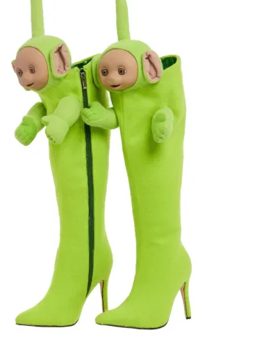 Voljela si Teletubbiese? Onda bi ti se mogle svidjeti ove čizme