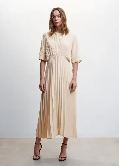 U Mangu smo pronašle elegantne haljine koje možeš nositi i umjesto vjenčanice