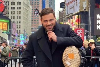 HAUSER i Andrea Bocelli na trenutak zaustavili vrijeme na čuvenom Times Squareu
