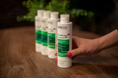 Istina ili mit: Isprobala sam šampon koji 100% uklanja perut