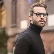 Naglo je izgubio interes? 5 razloga zašto muškarci pobjegnu na početku veze