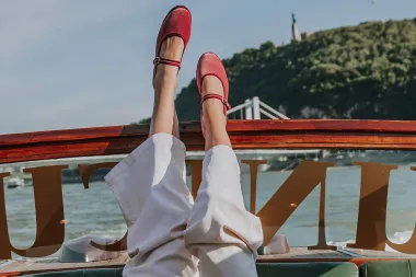 Udobne, a 'chic': Baršunaste balerinke su sve što želimo ovog proljeća