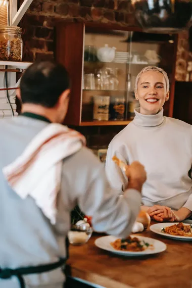 Zanima te kakav je frajer u krevetu? Obrati pažnju na ove znakove