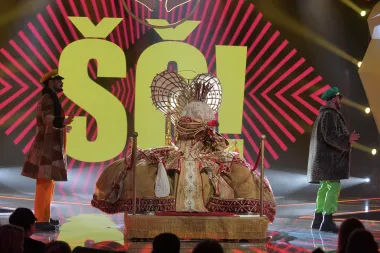 Osam maski priprema pravi spektakl, a ispadaju čak dvije: Sutra slijedi najnapetiji 'Masked Singer' dosad!