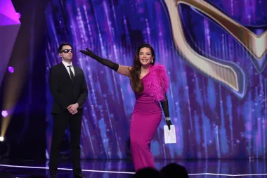 Prekrasna Nikolina Pišek ponovno zasjala u Masked Singeru