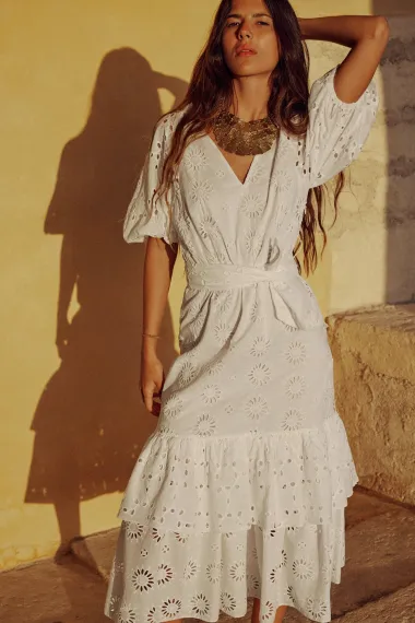 Stigle su prve rupičaste haljine – ovo su modeli koje želimo za toplije dane