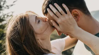 Nije samo seks: Kako prepoznati da imaš intimnost 'u malom prstu'