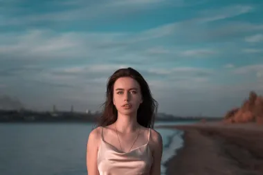 Nosi mi se satenska haljina, definitivno vrijedi ovog proljeća