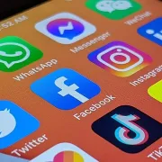Kako učiniti da ostane nepročitana poruka Whatsappu?