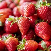 Kako pravilno oprati jagode od pesticida?
