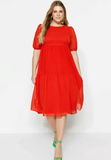 Najljepše plus size haljine idealne za proljetna i ljetna vjenčanja