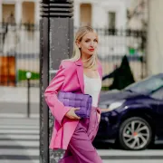 I po kiši i po suncu: Najljepši sakoi u jarkim bojama koji će podići svaki look