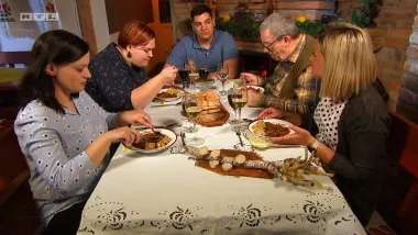 Nekima savršeno, neki morali prestati jesti: 'Našla sam dlaku u torti i kost u mesu!'