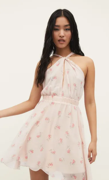 Divne su! Stradivarius haljine iz kojih se nećemo skidati tijekom ljetnih mjeseci